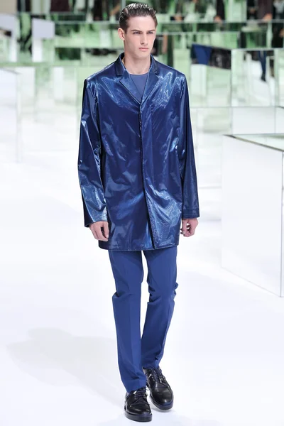 Look 22